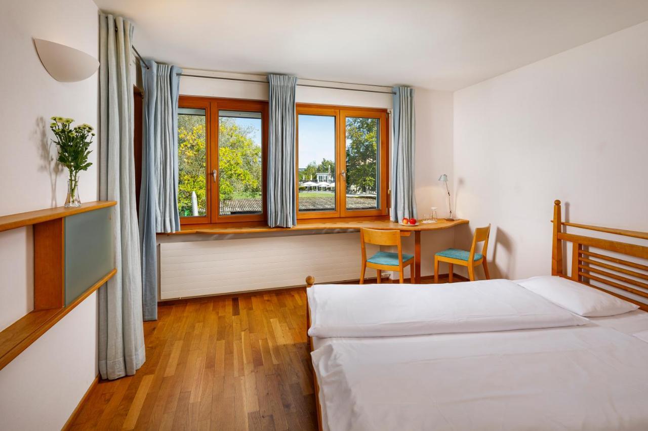 Hotel Restaurant Schiff Pfäffikon Exteriör bild